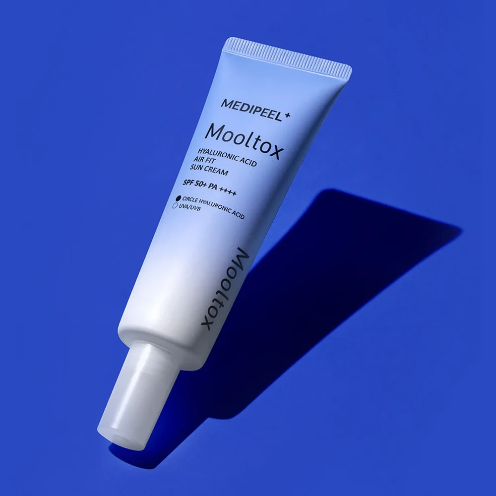 MEDI-PEEL Mooltox Hyaluronic Acid Air Fit drėkinantis, vėsinantis apsauginis veido kremas nuo saulės su hialuronu SPF50+, 50 ml