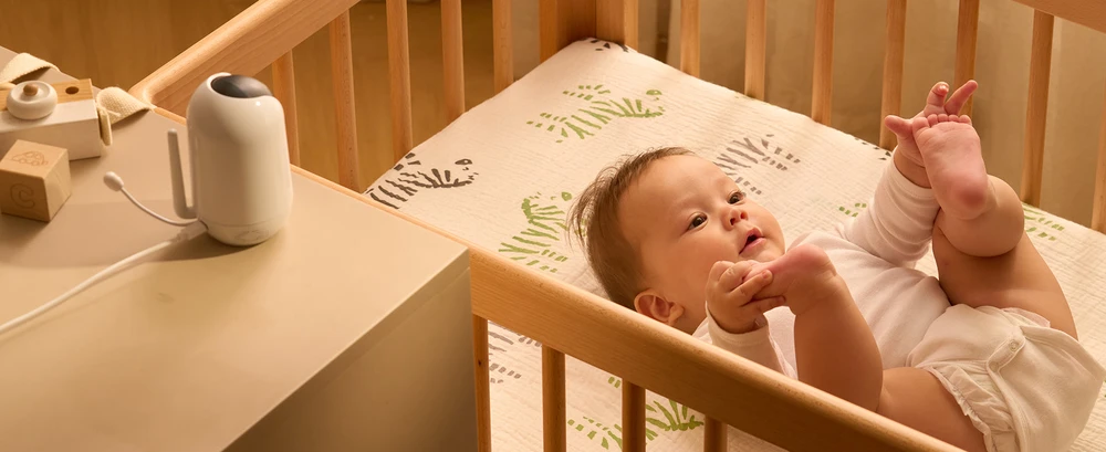 Mobili auklė „Momcozy BM04 Smart“, su 5″ monitoriumi ir „Wi-Fi“, balta
