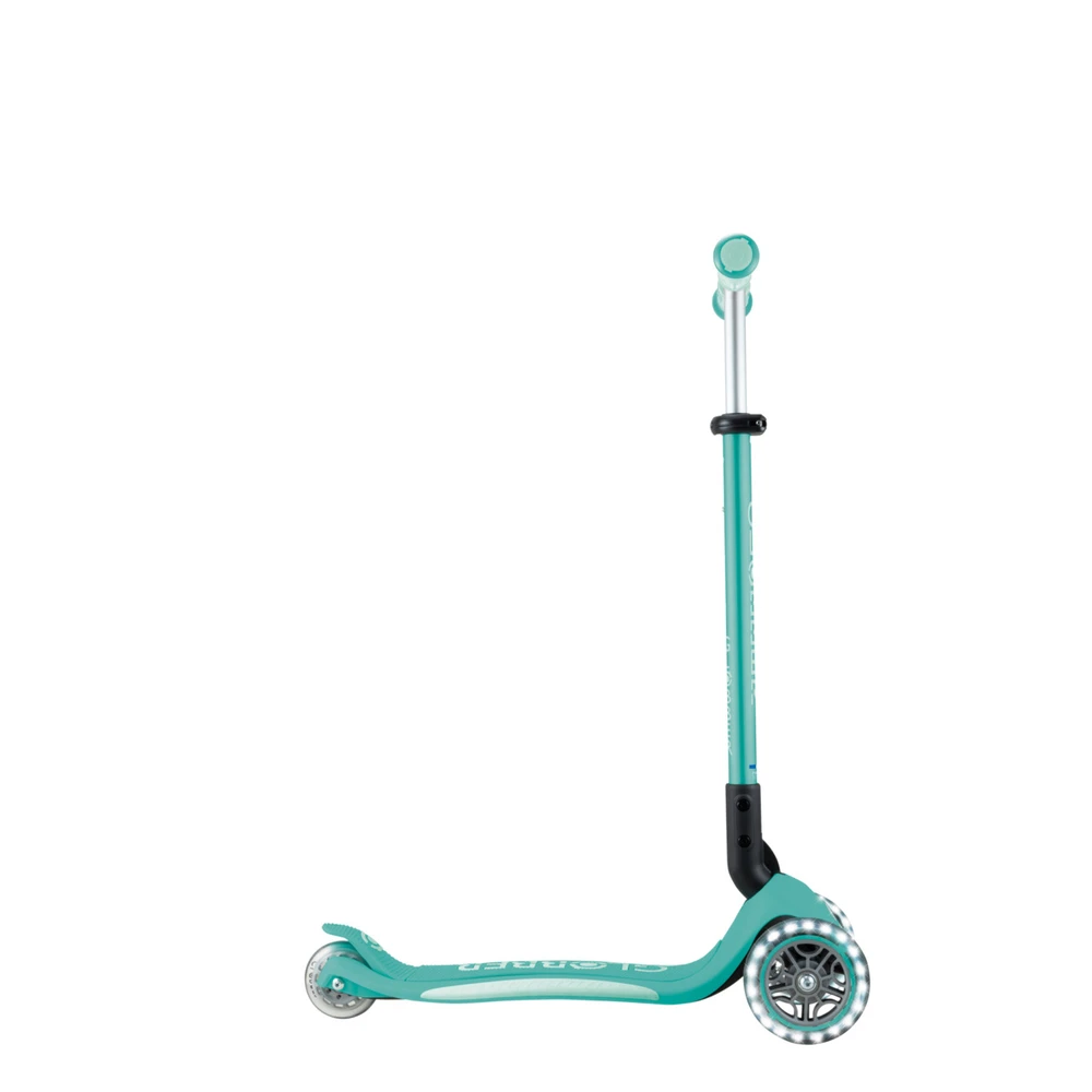 Paspirtukas GLOBBER Go Up Deluxe Lights, mėtų spalvos, 748-706