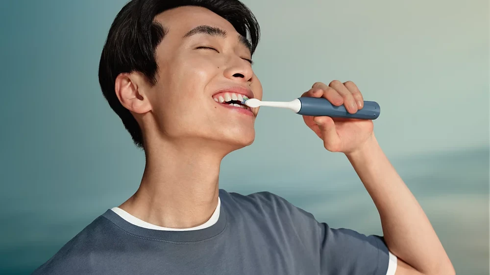 „Philips“ Sonicare 2100 Įkraunamas dantų šepetėlis, tamsiai mėlynos spalvos | HX4021/04
