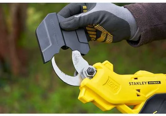 Stanley akumuliatorinis sekatorius SFMCPP32M1, V20, 32mm, 1x4,0Ah