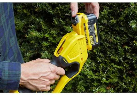Teleskopinės gyvatvorių žirklės Stanley 18V FATMAX® V20, 45 cm | SFMCPH845B-XJ (be akumuliatoriaus ir pakrovėjo)