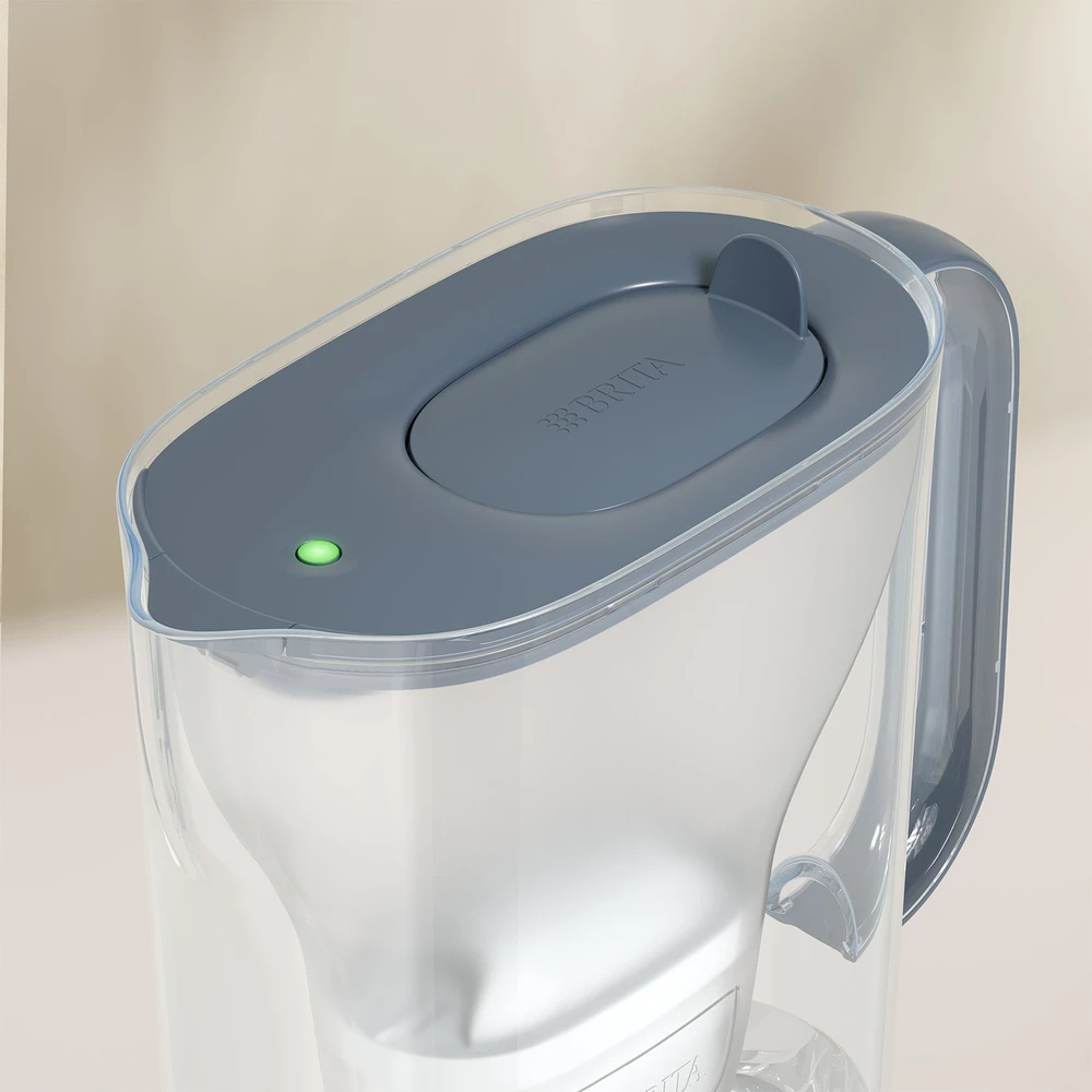 Vandens filtravimo ąsotis BRITA Style Essential 2.4L, mėlynos spalvos su 2x MAXTRA PRO filtrais