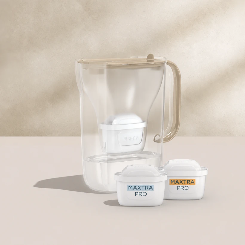 Vandens filtravimo ąsotis BRITA Style Essential 2.4L, smėlio spalvos su 2x MAXTRA PRO filtrais +DOVANA Brita gertuvė