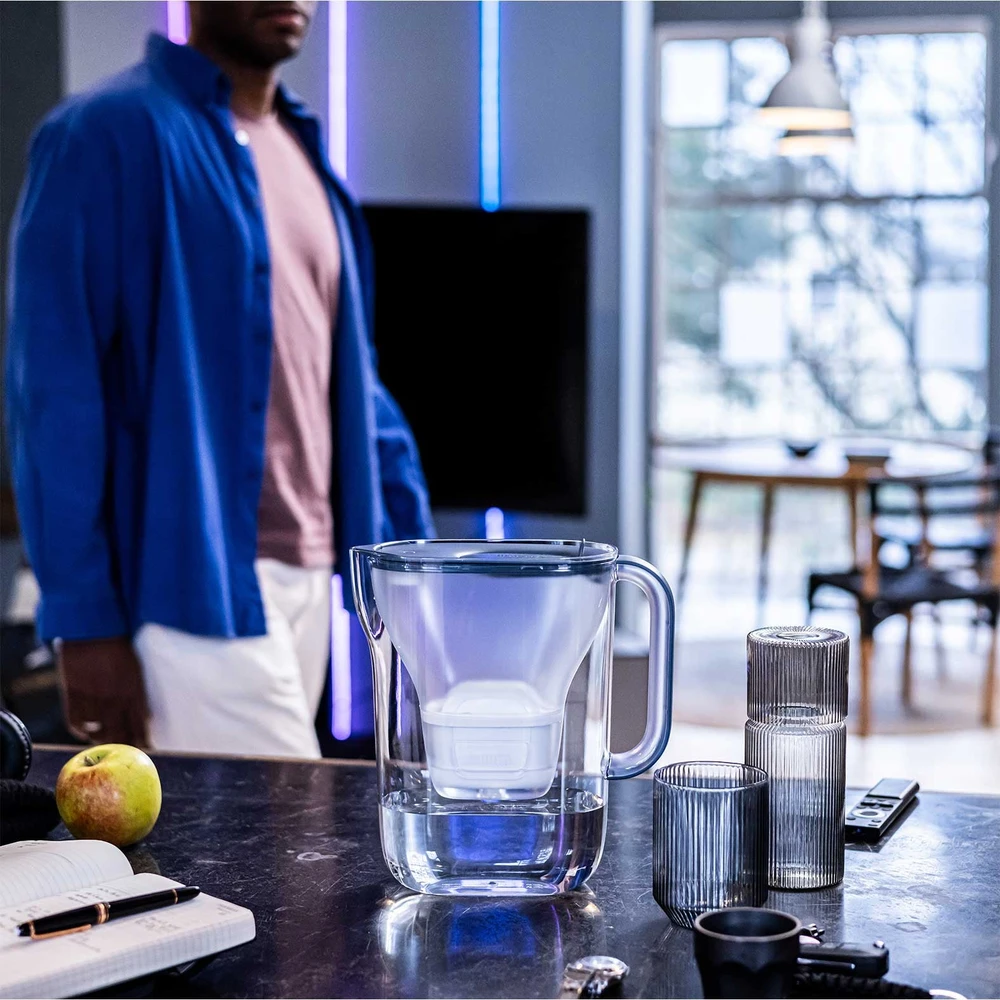 Vandens filtravimo ąsotis BRITA Style Essential 2.4L, mėlynos spalvos su 2x MAXTRA PRO filtrais