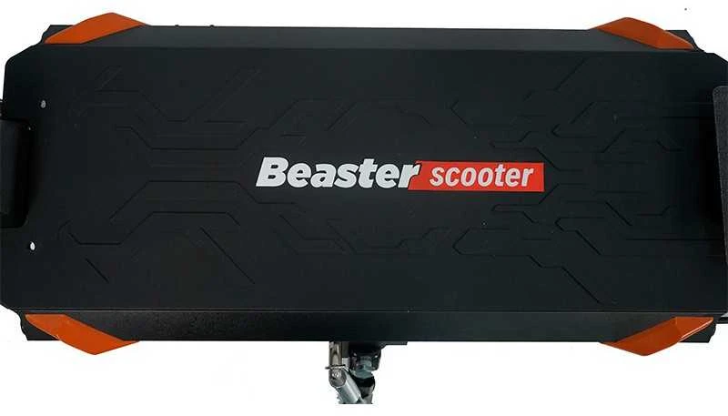 Iconbit Elektrinis paspirtukas Beaster Scooter OXEN, 1500 W, 60 V, 23,4 Ah, plentinės padangos, skirtas bekelei