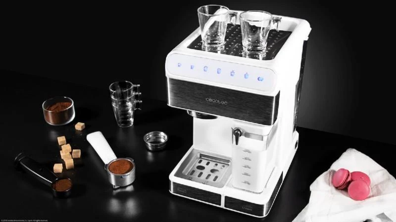 Kavos aparatas Cecotec Pusiau automatinis