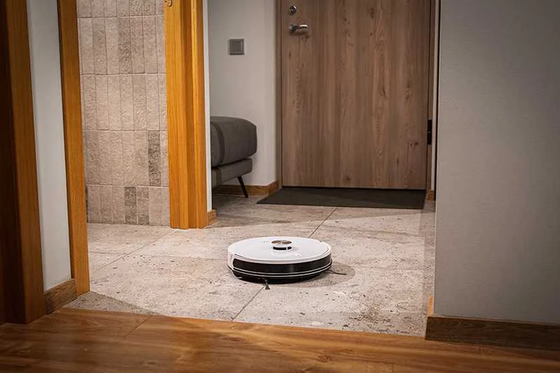 Dulkių siurblys - robotas Zyle ZY520RVW su dulkių išpylimo stotele, Baltas