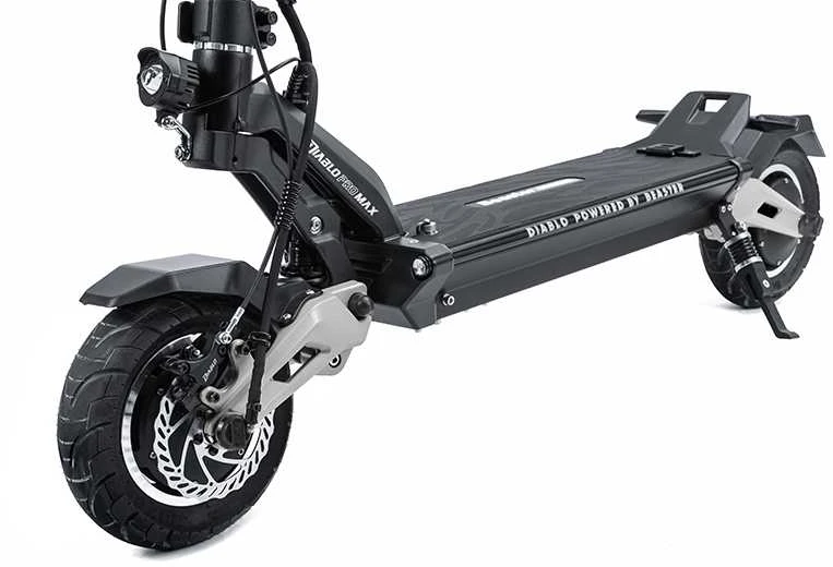 Elektrinis paspirtukas Beaster Scooter Diablo Pro Max BSDIABLOPROSMAX, skirtas bekelei