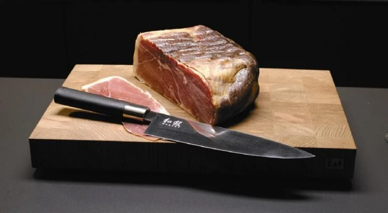 Japoniško plieno peilis KAI Wasabi juodas DM6720C peilis, 20 cm ašmenys