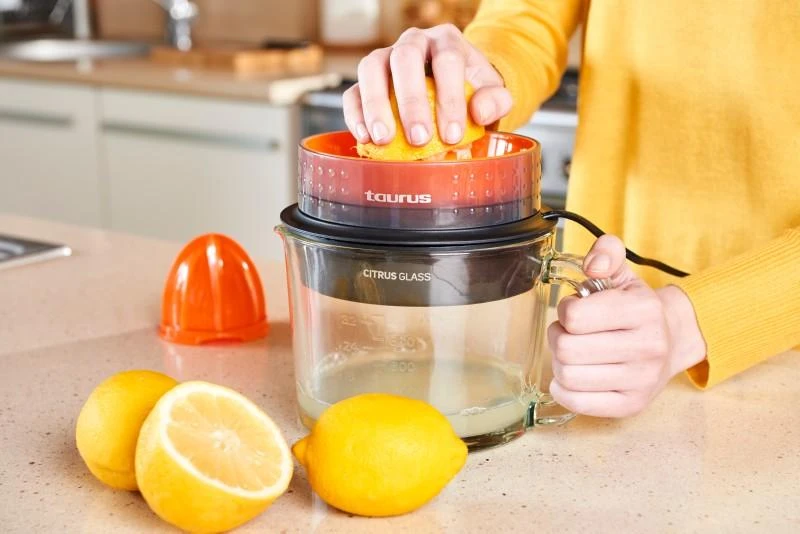 Citrusinių vaisių sulčiaspaudė Taurus CITRUSGLASS, su permatomu indu