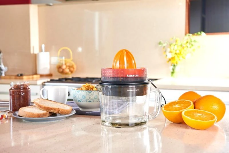 Citrusinių vaisių sulčiaspaudė Taurus CITRUSGLASS, su permatomu indu