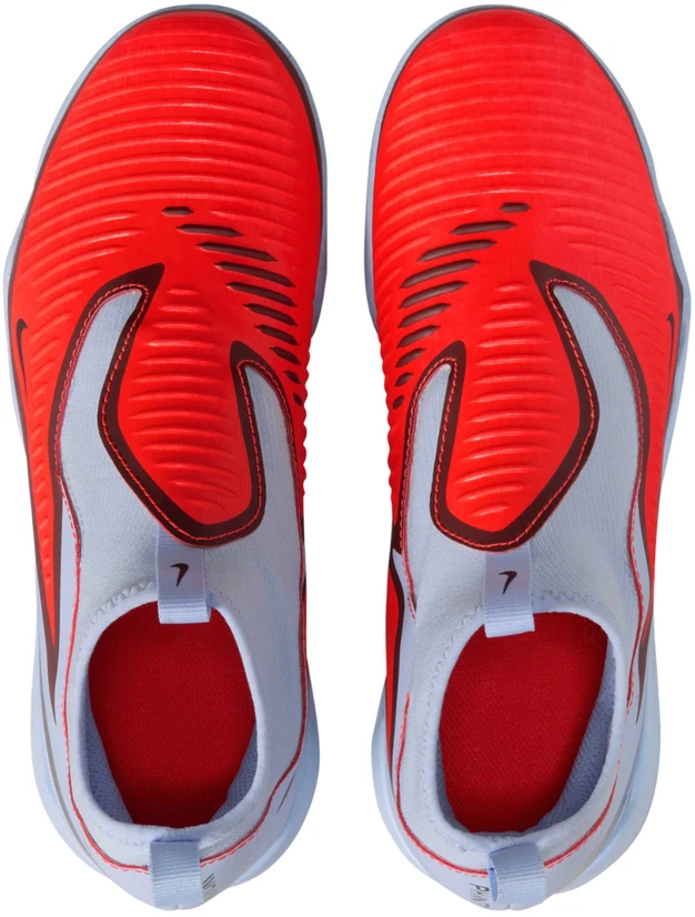 Buty piłkarskie vaikams Nike Phantom 6 High Academy TF HQ2049 400 (35,5)