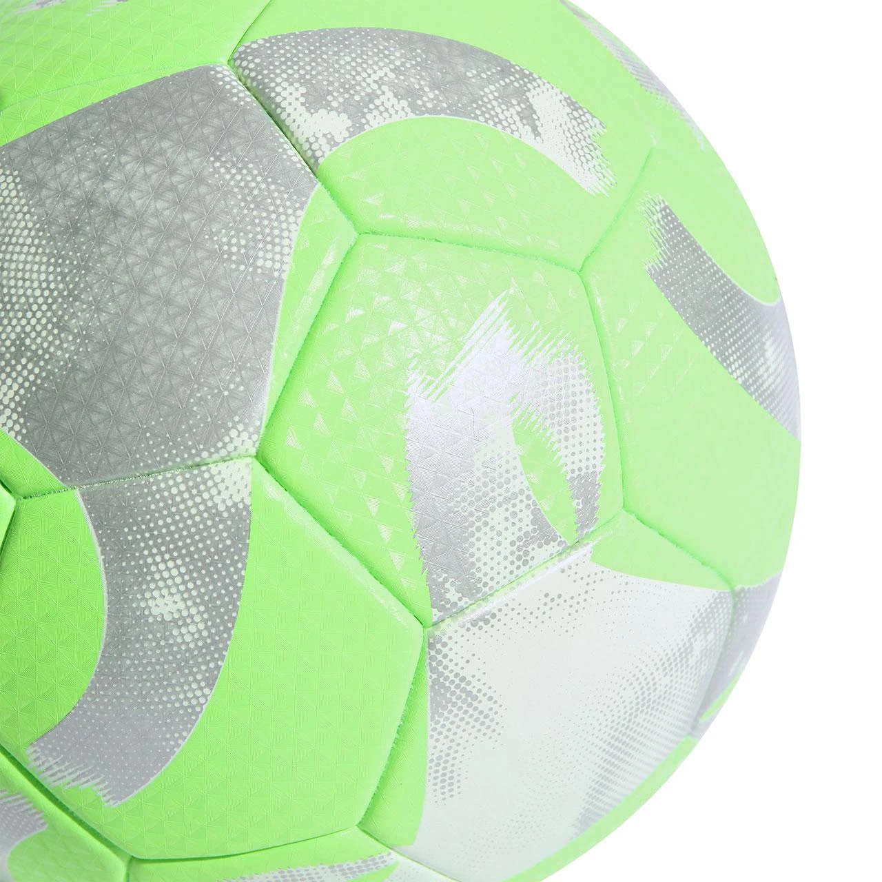 Adidas Tiro League futbolas 5 dydis