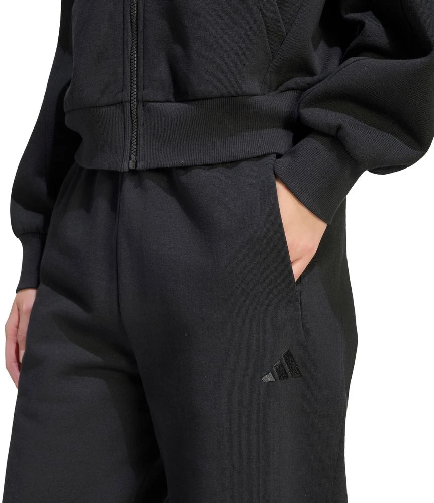 Kelnės moterims adidas Kit Small Logo Regular Cuffed juoda KU7935 (XL)