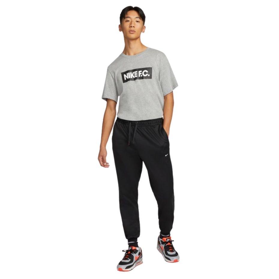 NII Nike DD9541-010 Kištukinis