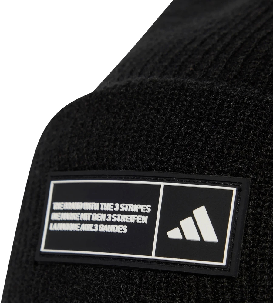 Kepurė Czapka adidas Essentials Label juoda KG9578 (Dorośli M/L)