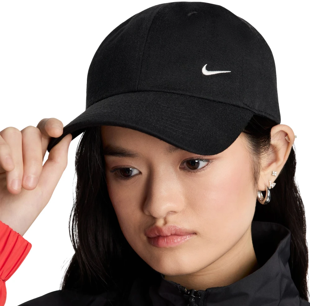 Kepurė su snapeliu Nike Club juoda FZ5698 010 (S/M)