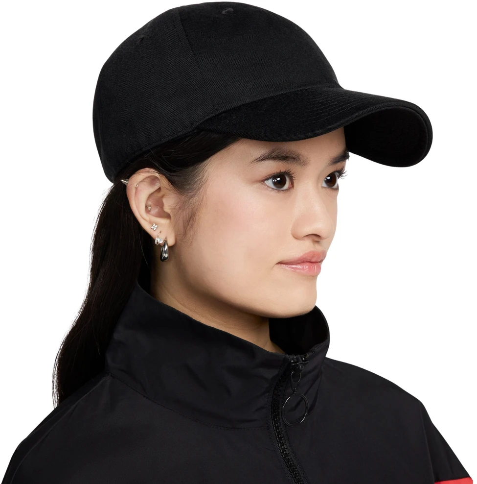 Kepurė su snapeliu Nike Club juoda FZ5698 010 (S/M)