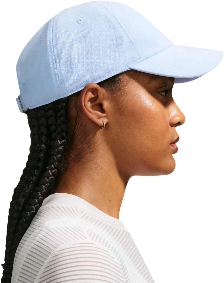 Šviesiai mėlyna „Nike Club“ kepurė FZ5698 407