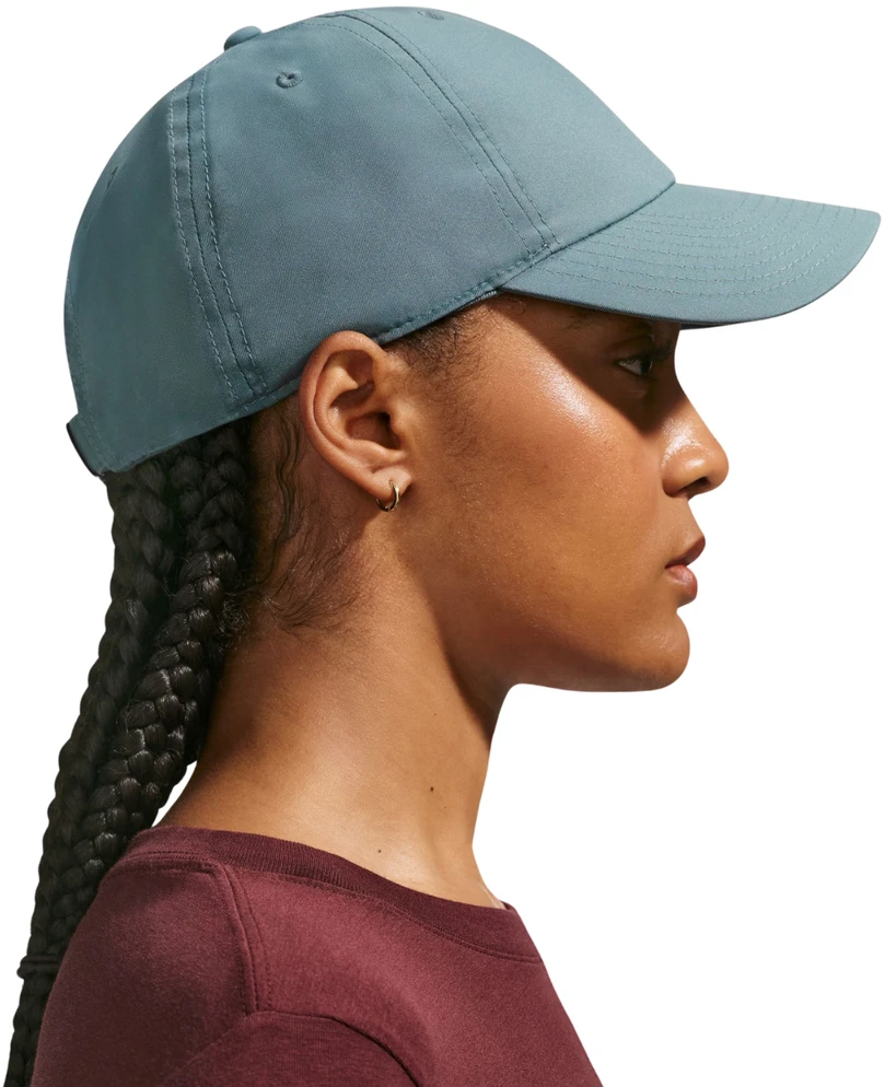 Kepurė su snapeliu Nike Dri-FIT Club žalia FB5372 382 (M/L)