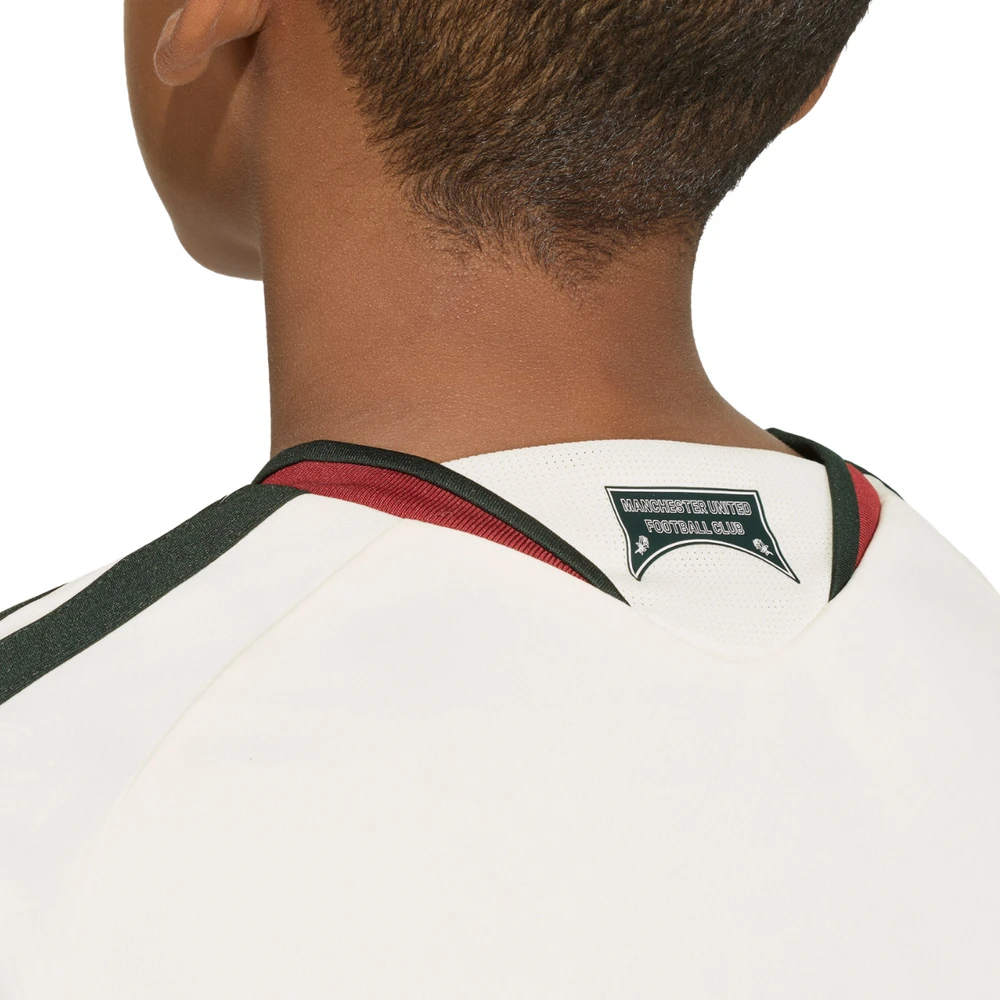 Marškinėliai vaikams adidas Manchester United 26/27 Third Jersey smėlio sp. KC4770 (140cm)