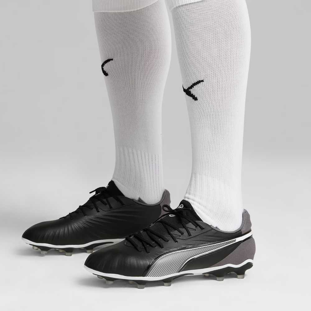 Puma King Match FG/AG 107863 01 (43) futbolo bateliai