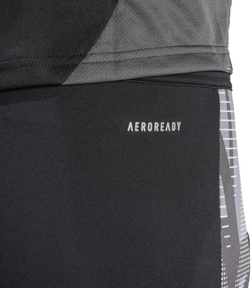 Šortai vyrams adidas Tiro 24 Competition 1/2 juoda IP1871 (S)