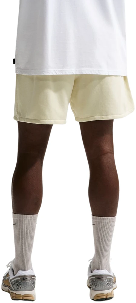 Šortai vyrams Nike Club kremowe FN3520 229 (M)