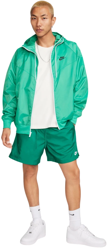 Šortai vyrams Nike Club žalia FN3307 365 (M)