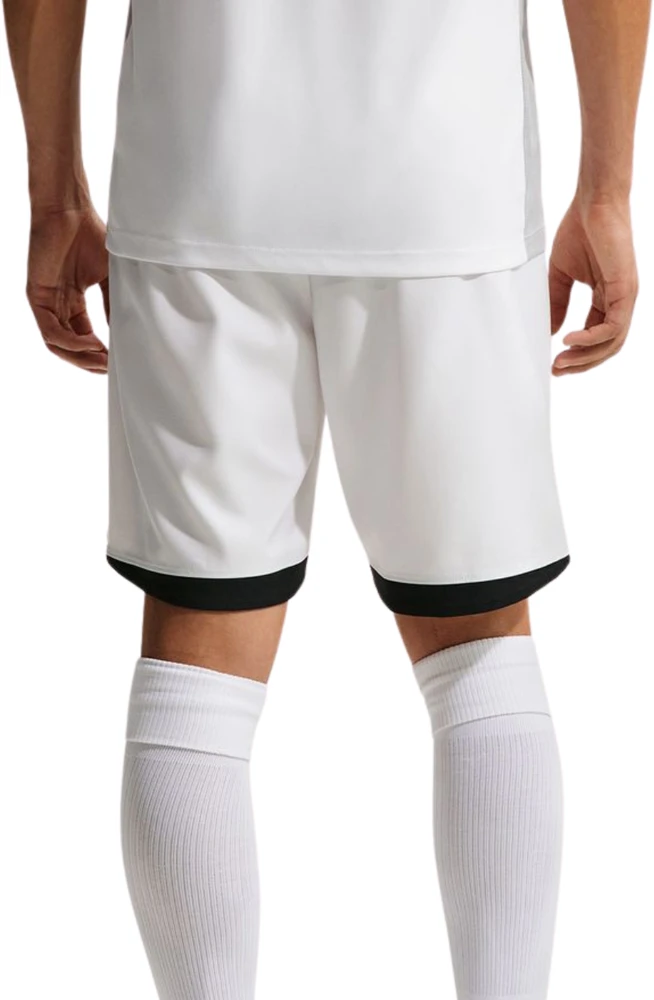 Nike Dri-Fit sportiniai šortai, vaizdas iš nugaros
