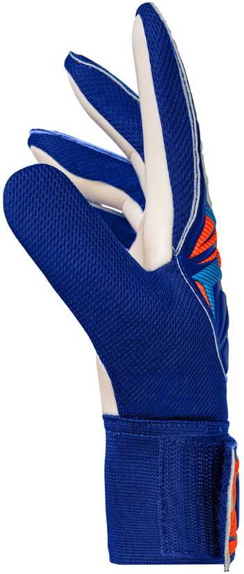 Reusch Attrakt Starter Solid Junior Goalkeeper Gloves 56 72 514 4126