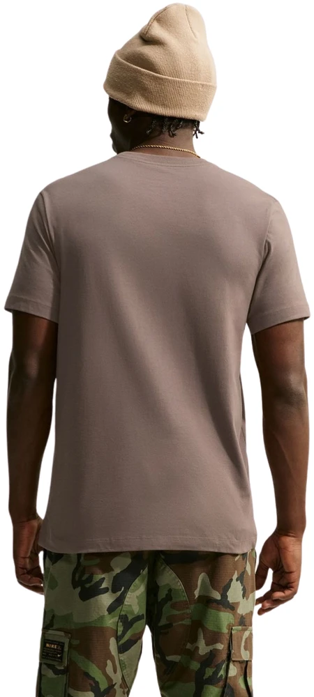 Vyriški marškinėliai Nike Club Tee ruda AR4997 274 (XL)