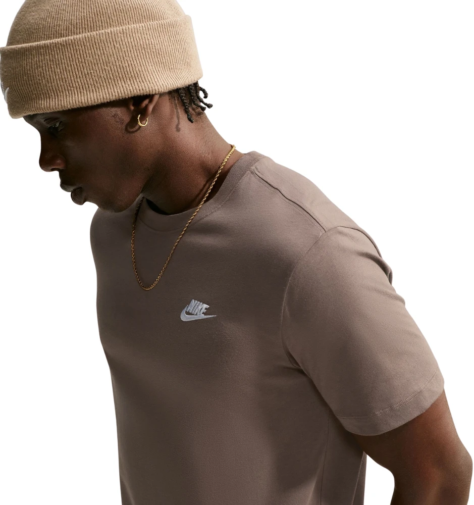 Vyriški marškinėliai Nike Club Tee ruda AR4997 274 (XL)