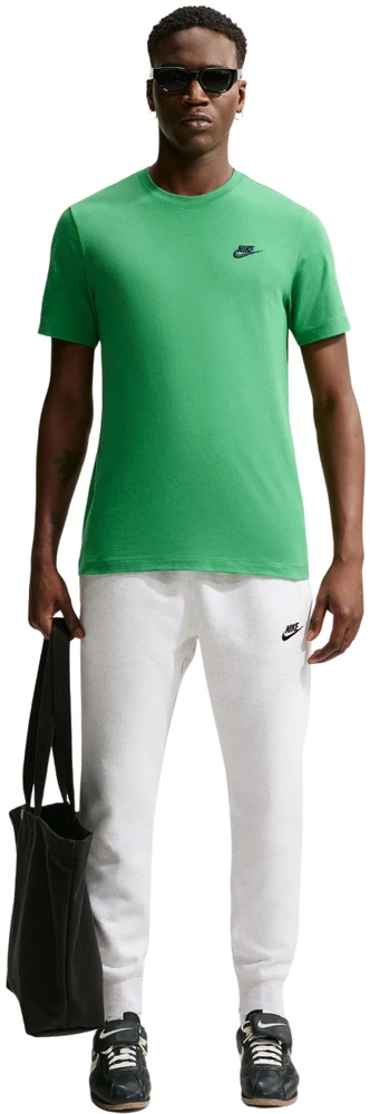 Vyriški marškinėliai Nike Club Tee žalia AR4997 306 (S)