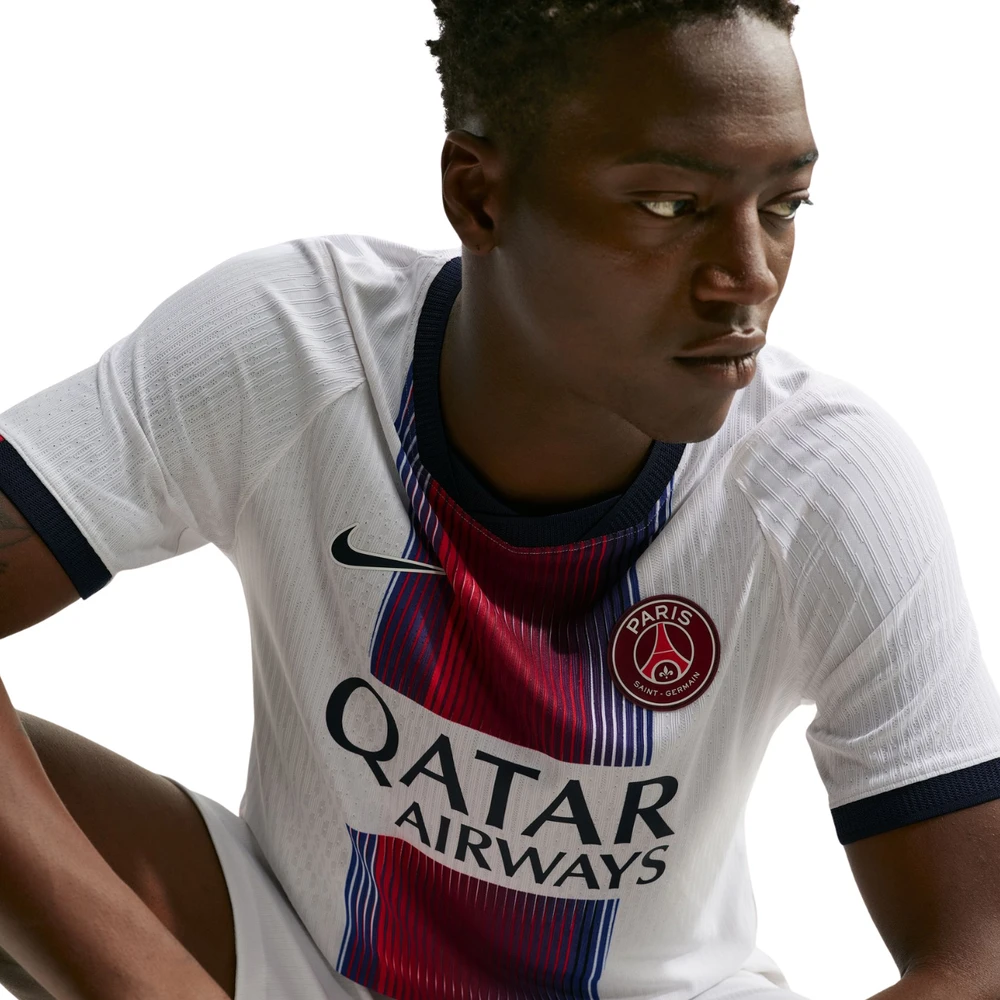 Vyriški marškinėliai Nike Paris Saint-Germain 2026/27 Match Away balta II1788 101 (M)