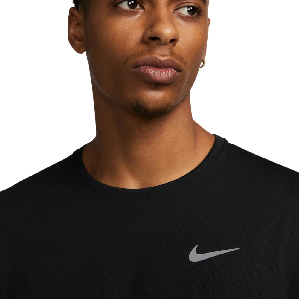 Vyriški marškinėliai Nike Pro Dri-FIT Tight Long-Sleeve juoda FB7070 010 (XL)