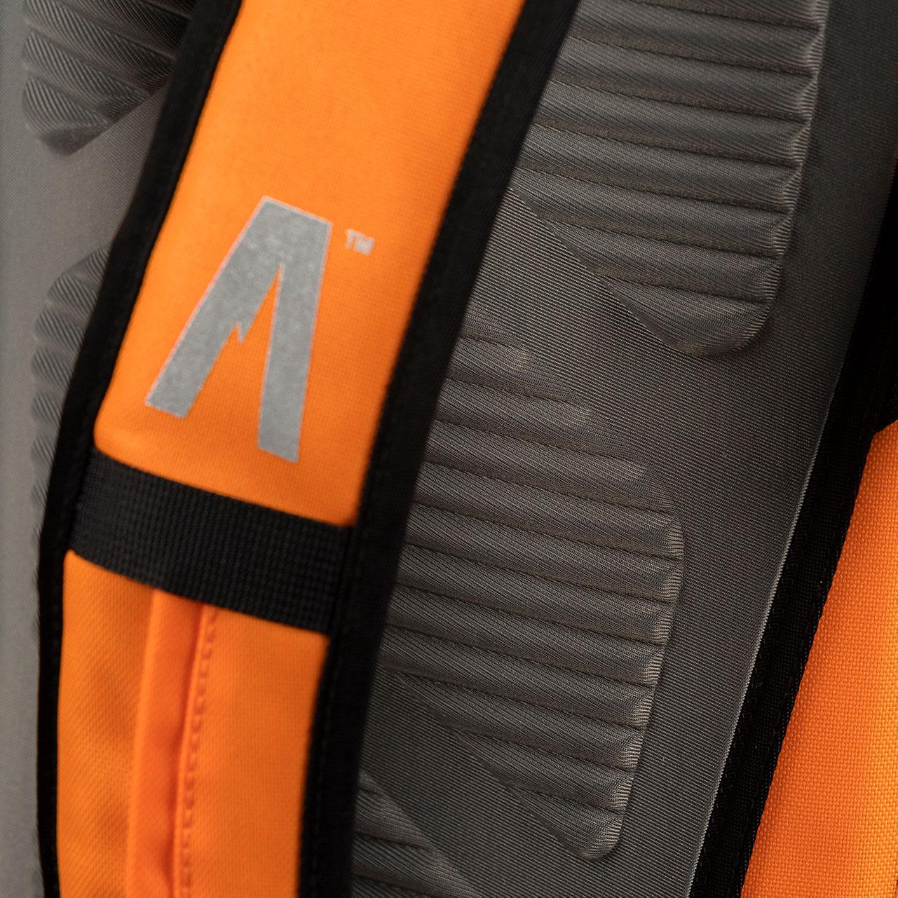 Neperšlampama kuprinė Alpinus Kayak, 28 l, oranžinė