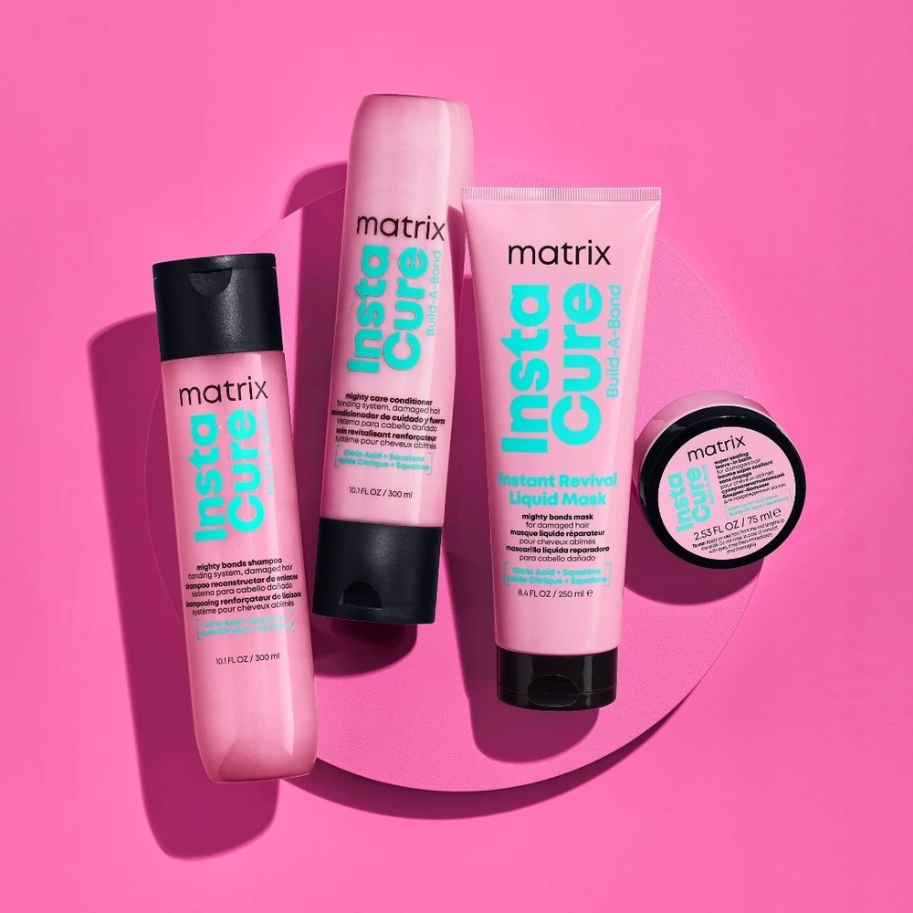 Matrix Total Results Insta Cure Build-A-Bond Mask atkuriamoji kaukė pažeistiems plaukams, 250 ml
