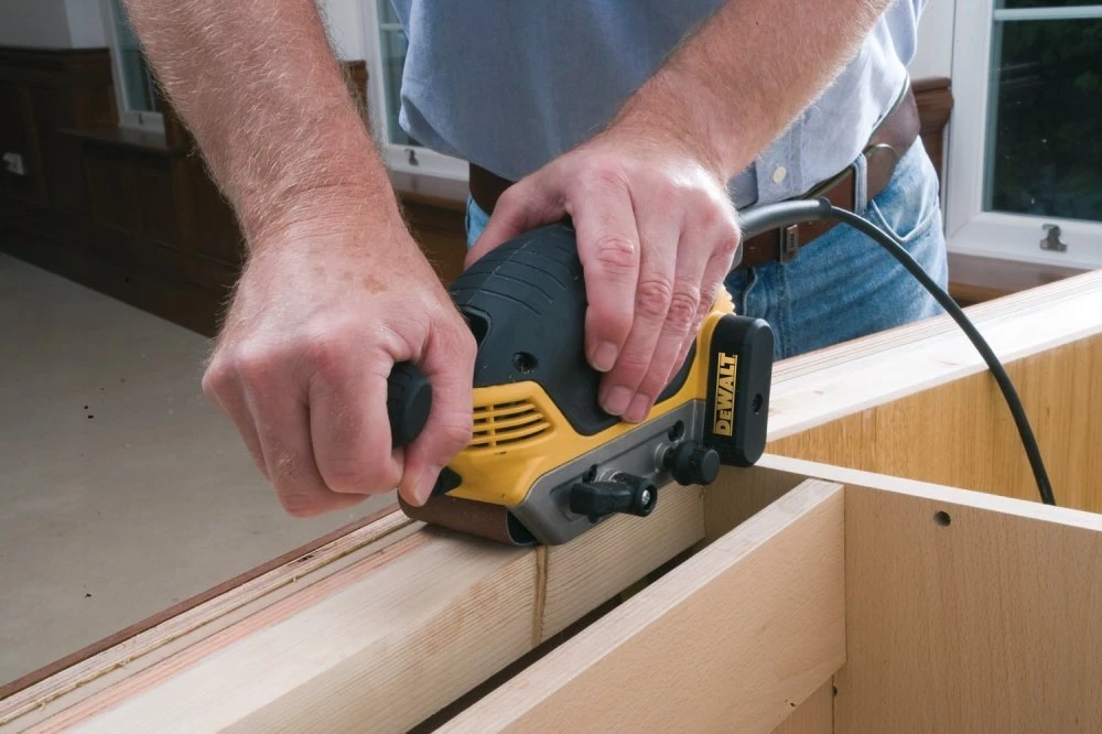 Dewalt 14 Degrees East šlifavimo juostos 64 x 356 mm su 80 /10 vnt.