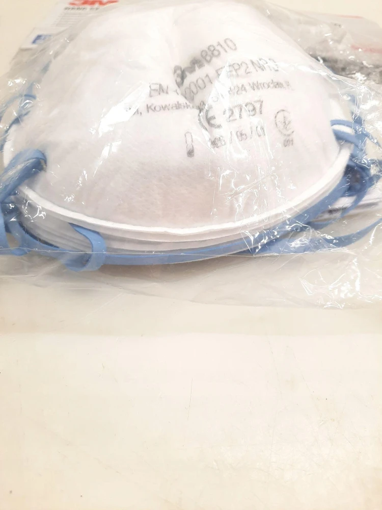 Respiratoriai 3M 8810C3 FFP2, 3 vnt.