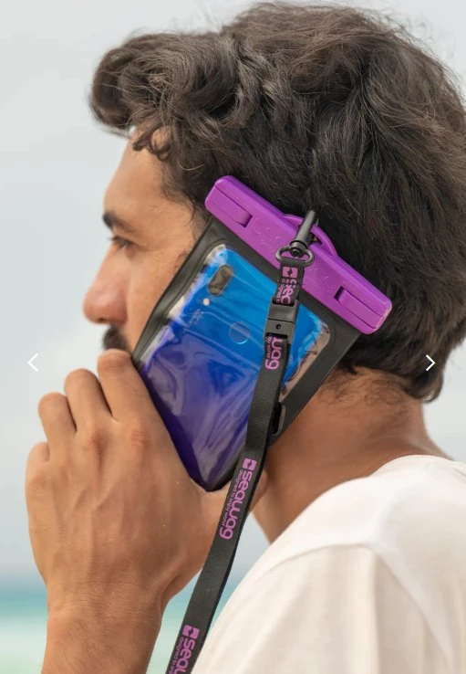„4kom.pl“ „Seawag Element Proof Case“ – vandeniui atsparus telefono dėklas (juodas/mėlynas)