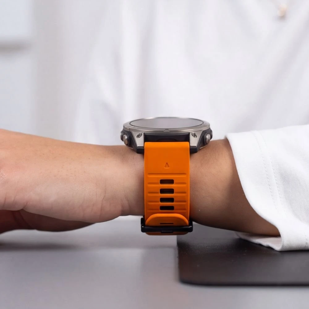 Dirželis Tech-Protect Iconband Pro na Garmin Fenix 5X / 5X Plus / 6X / 6X Pro / 7X / 8 / 8 Pro / 9 / 9 Pro (51 mm) - oranžinė-juoda