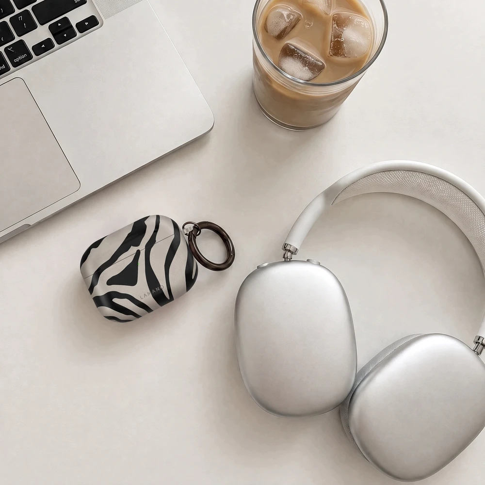 Tech-Protect Lamano dėklas AirPods 4 / 5 - juodas ir smėlio spalvos