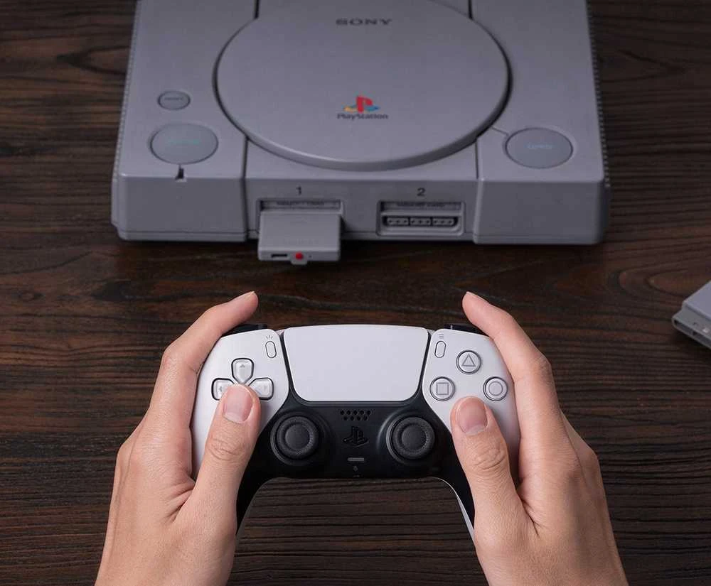 8BitDo retro imtuvas PS1/PS2