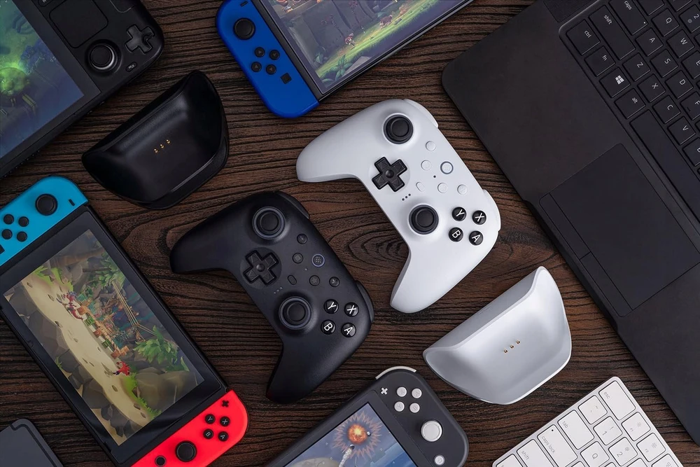 8BitDo Ultimate 2 BT belaidis valdiklis | Juodas