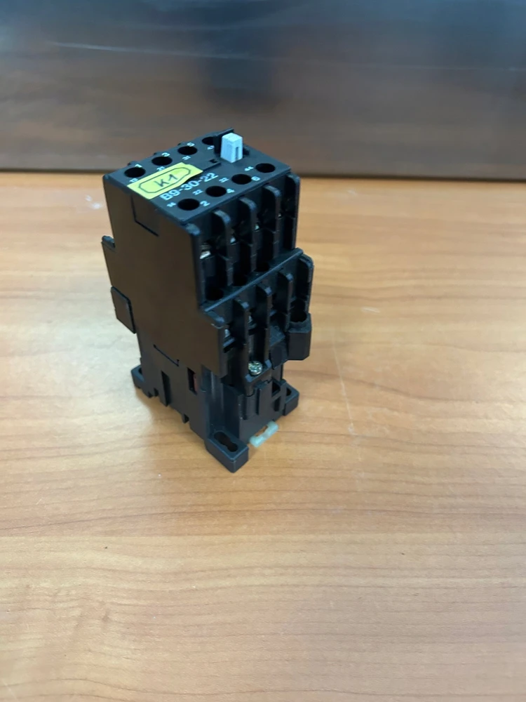 ABB Kontaktorius AFS09-30-22-11 24-60V50/60HZ 20-60VDC 1SBL137082R1122