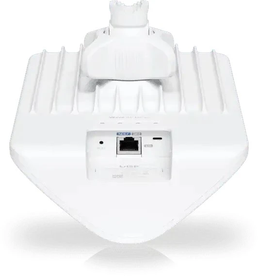 Maršrutizatorius Ubiquiti UISP WAVE-AP-MICRO tiltas/retransliatorius 5000 Mbit/s Baltas