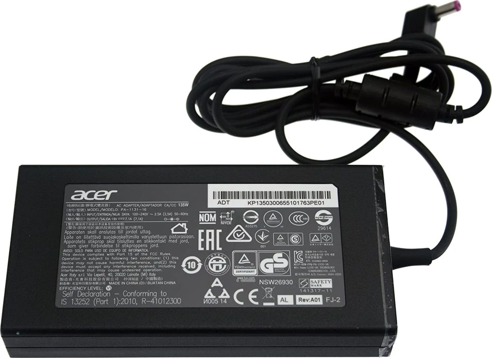 Acer NP.ADT0A.048 maitinimo adapteris / inverteris Vidaus 135 W Juoda