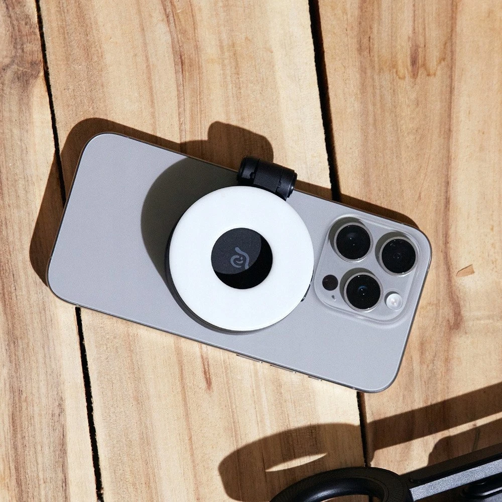 Adam Elements Adam Elements žiedinė lempa Selfie Light – magnetinė LED lemputė selfie lazdai, juoda – Saugumo garantija. Paprastos išsimokėjimo dalys. Nemokamas pristatymas nuo 170 zł.